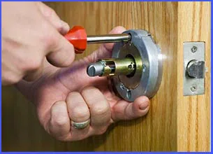 Carrollton Locksmith Service Carrollton, TX 972-512-0943 - 1-replace-locks